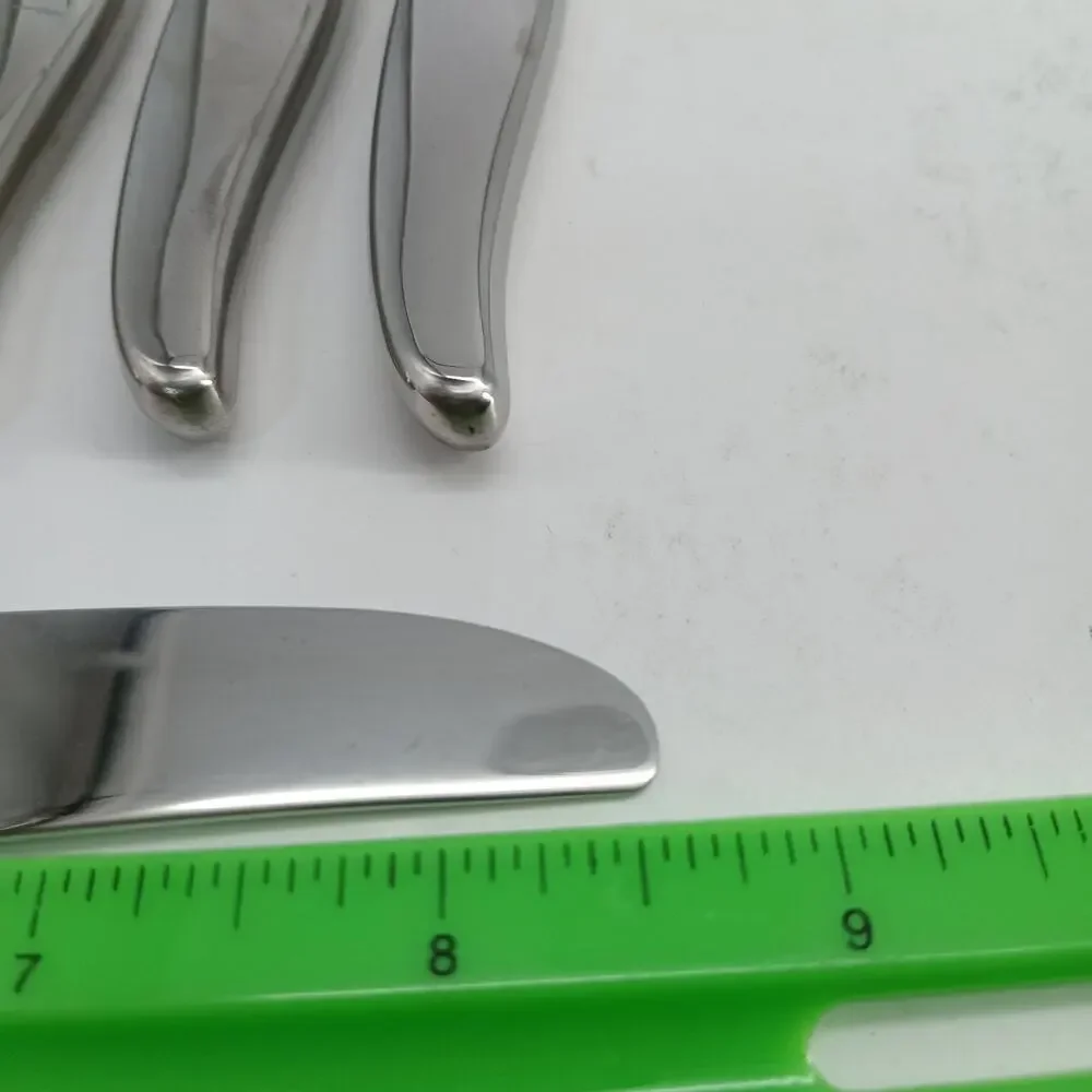 8X BK Oneida LA ROSE Dinner Butter Knives Rogers Premier Stainless Serrated